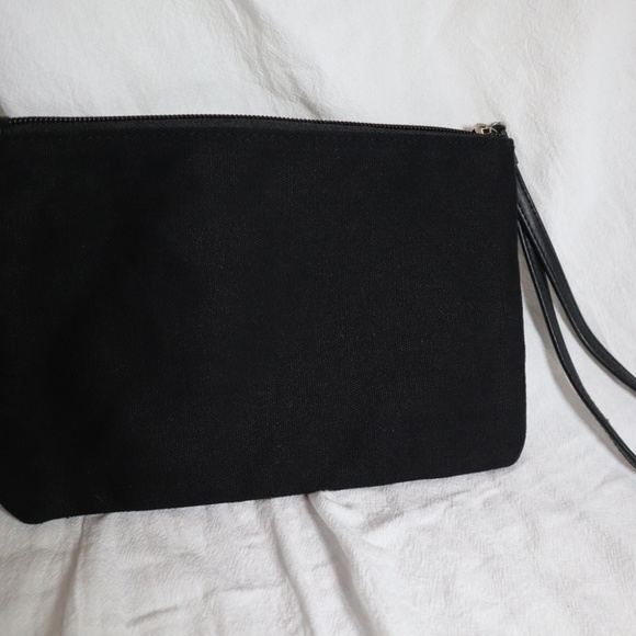 Victoria's Secret Makeup Bag Black with Sequins Zippered closure at top - Picture 3 of 6